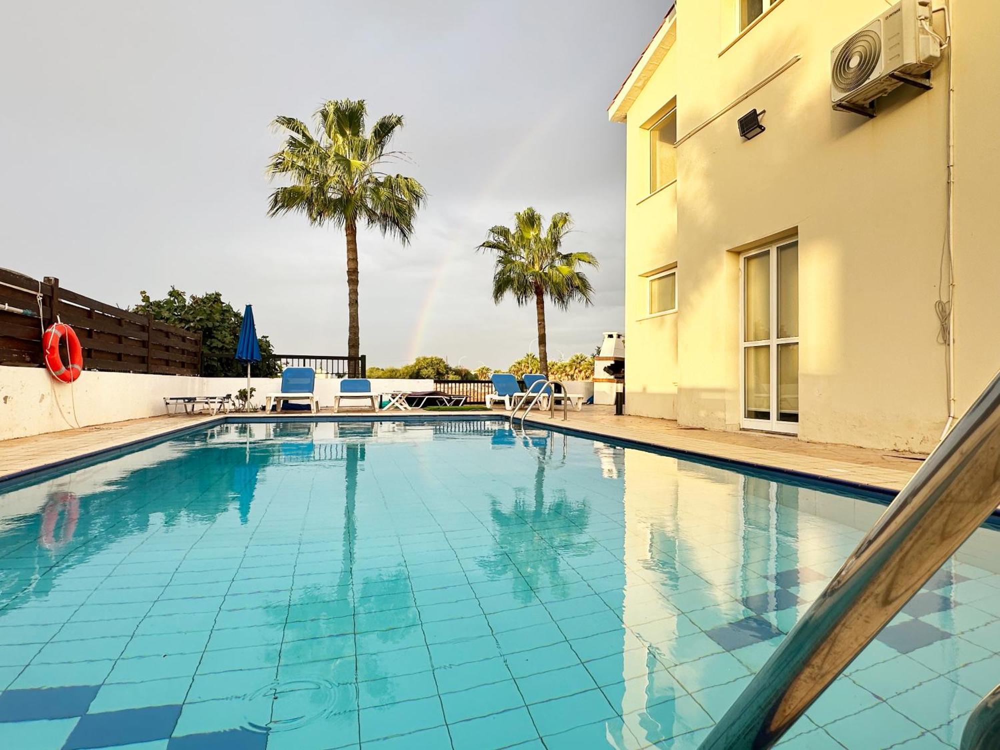 Sunset Pearl Holiday Villa Ayia Napa Ngoại thất bức ảnh
